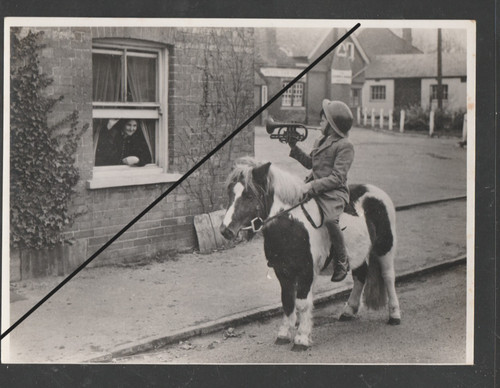 Photograph his war - ,