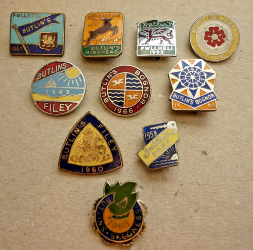 Ten vintage enamel - enamel, badges