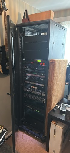 42u enclosed server - server, rack