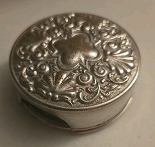 Vintage Travelers Collapsing