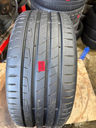 235 r18 95y - x, 40