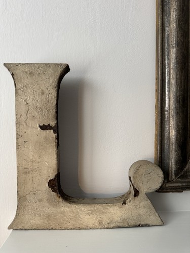 Antique cream metal - cream,