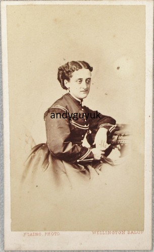 Cdv seated lady - cdv, by