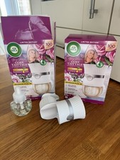 2x Air Wick Cosy Cottage