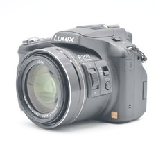 Panasonic Lumix DMC-FZ200