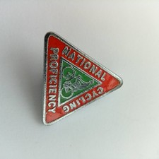 Vintage NATIONAL CYCLING PROFICIENCY ENAMEL PIN BADGE