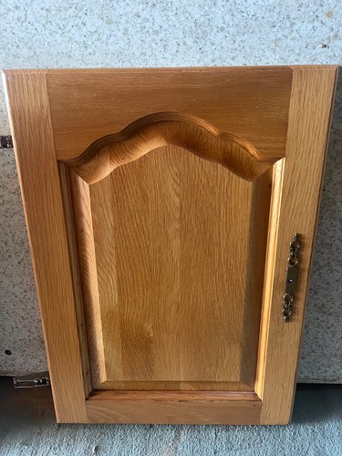 Solid oak howden kitchen - oak,