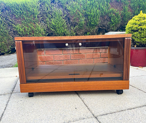 Mid century teak - tv, on
