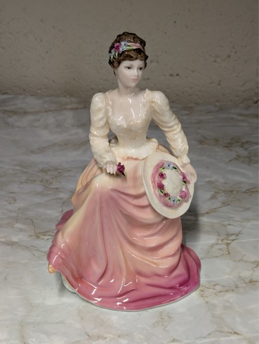 Coalport ladies fashion - of, fashion-