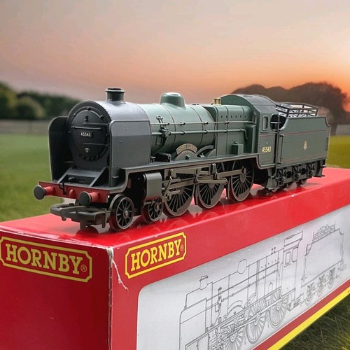Boxed hornby r2456 home guard - r2456,