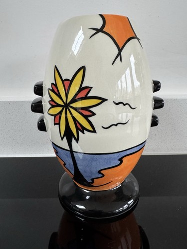 Lorna bailey vase with - lorna,