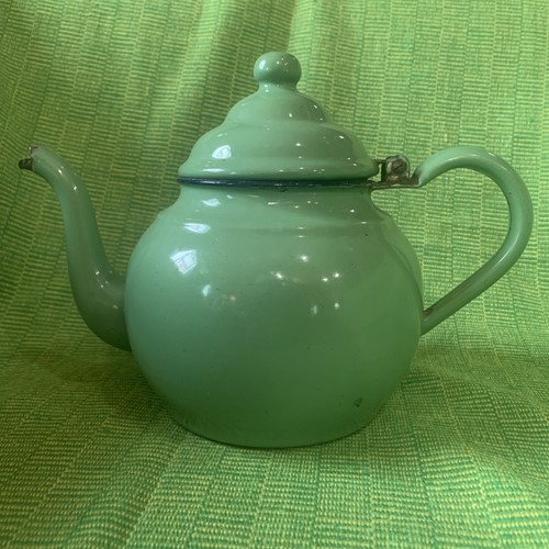 Vintage green enamel - green, ware