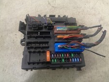 2003 VAUXHALL VECTRA C BOOT FUSE BOX 460023260