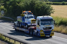 Truck Photo 12x8 - MAN - Lanes