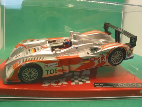 Scx a10027x300 audi r10 - audi, kolles