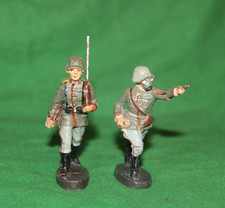 VINTAGE ELASTOLIN WW1 SOLDIERS GERMAN MARCHING WITH OFFICER MASK COMPOSITE 70MM