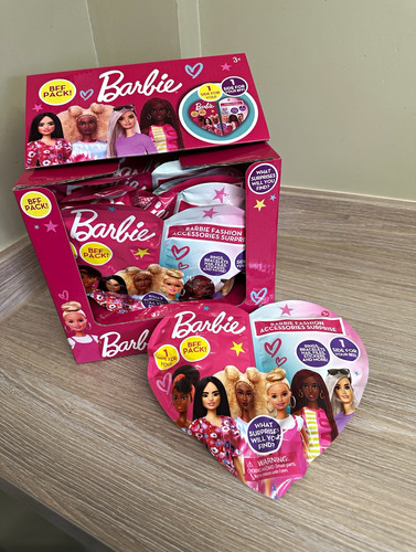 Barbie fashion accessories - barbie,