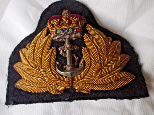 Royal navy officer cap badge - cap,