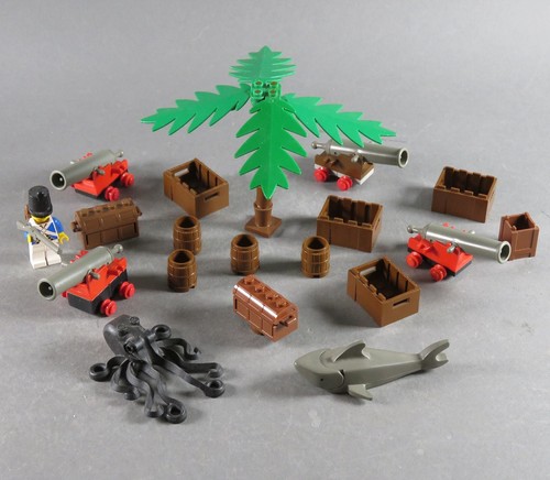 Lego pirates figure - ®,