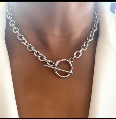 Silver tone metal - metal, cuban