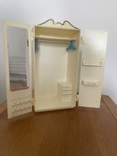 Vintage Sindy Wardrobe 44502 Boxed Bedroom Furniture 1976 Pedigree Doll House