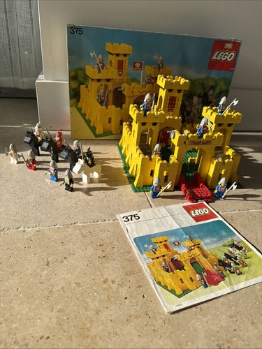 Vintage lego castle 375 - castle,
