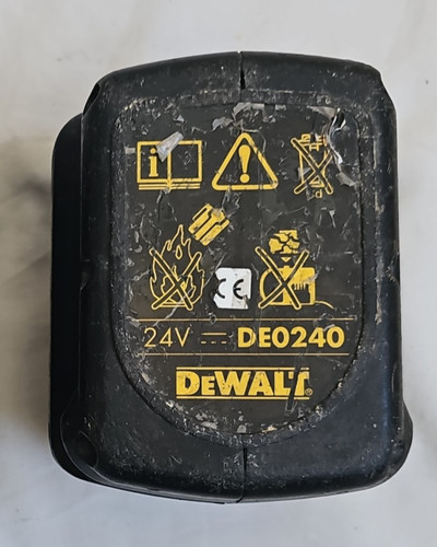Dewalt 24v battery - 24v, nicd