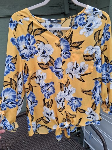 Ladies top size 16 - ladies,