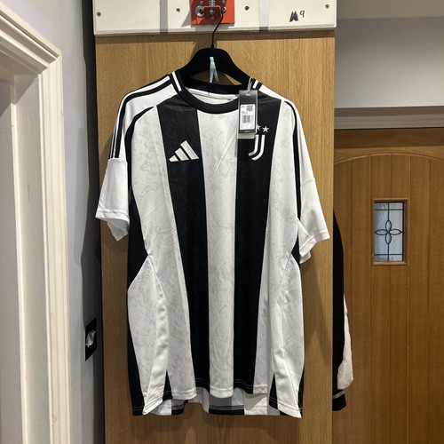 Juventus home shirt size - shirt,