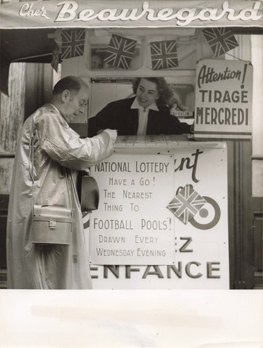 French lottery stand 1950s - french,