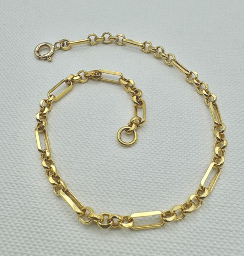 375 9ct yellow gold - 375,