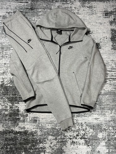 Nike tech fleece - , old