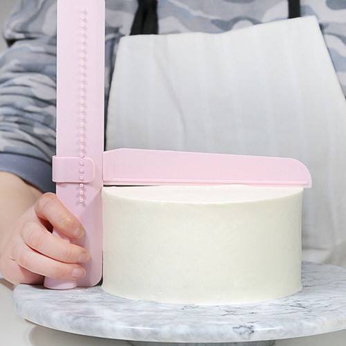Adjustable cake smoother - cake,