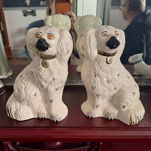 Royal doulton pair dog - doulton,