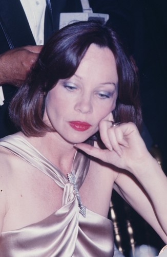 Lmp32 122 1980s french - french, actress