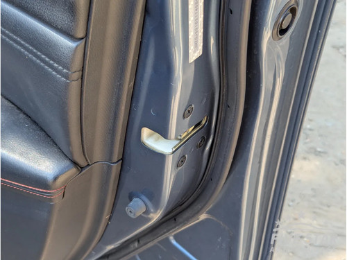 Mazda front door lock right - 6,