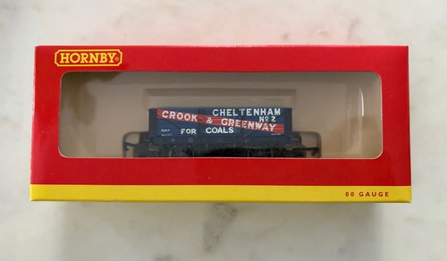 Hornby r6235 plank wagon - 5,