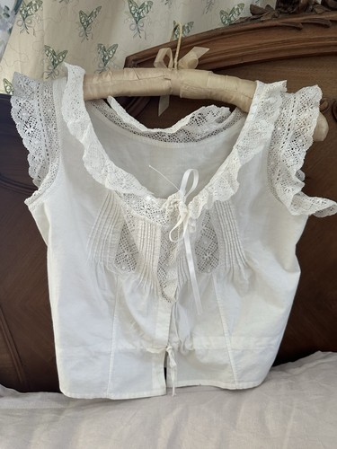 Vintage antique sleeveless - vintage/,