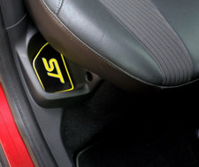 1 pair of lower rear tray