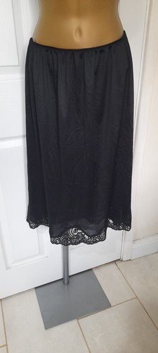 Vintage half slip - half,