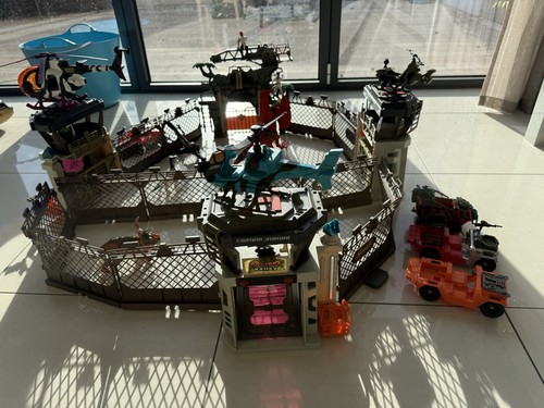 Dino valley control station - valley,