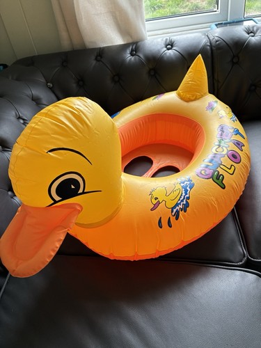 Yellow duck quacker - quacker, baby