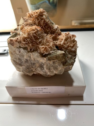 Calcite quartz geevor - on,
