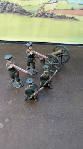 Vintage britains type metal - britains,