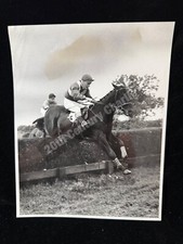 ORIGINAL 1965 HORSE RACING