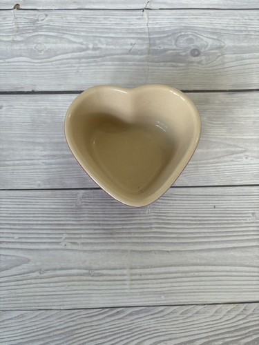 Creuset red stoneware heart - le,