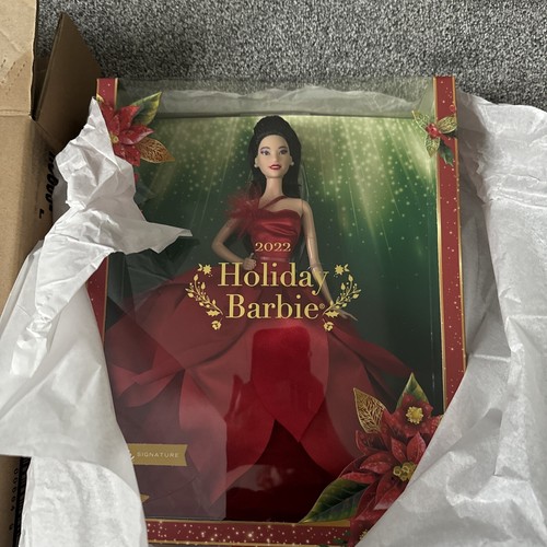Mattel 2022 barbie signature - mattel,
