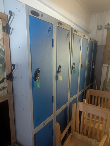 Lockers for changing room - for,
