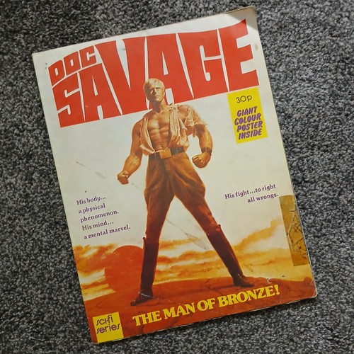 Doc savage man bronze - of, fold