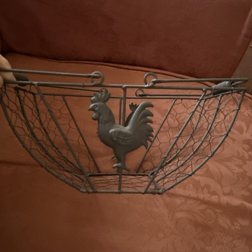 Win egg farmhouse rooster - ,